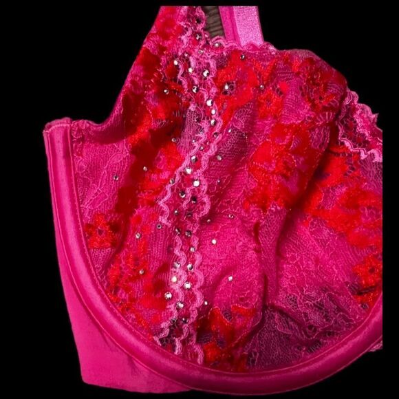 Victoria's Secret Rhinestone Embellished Lace Unlined bra Pink / Red 32DD - Picture 5 of 11